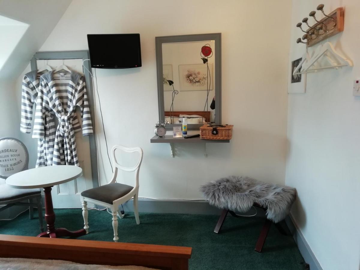 Argyle Guest House Томинтул Екстериор снимка