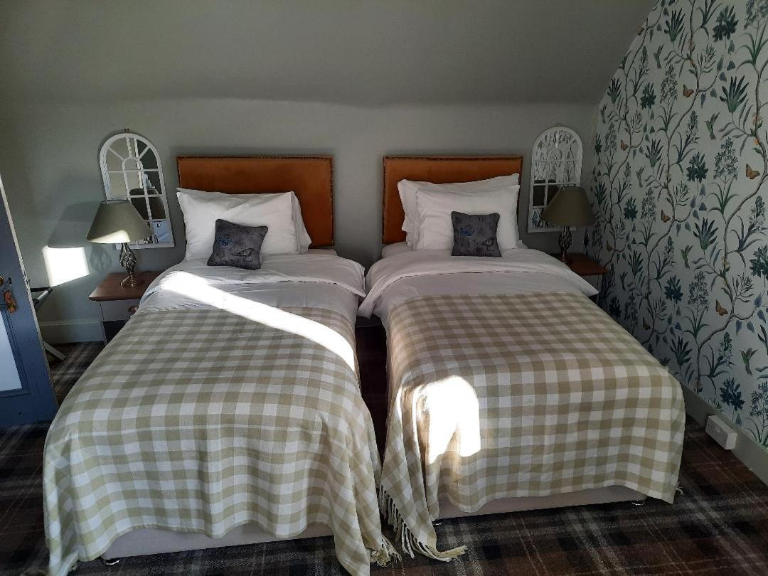 Argyle Guest House Томинтул Екстериор снимка