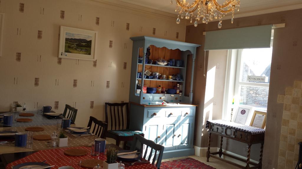 Argyle Guest House Томинтул Екстериор снимка