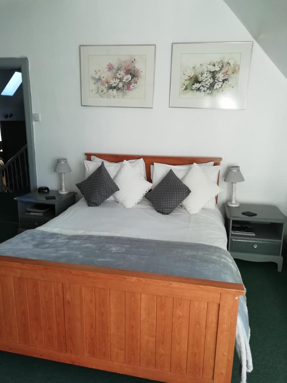 Argyle Guest House Томинтул Екстериор снимка